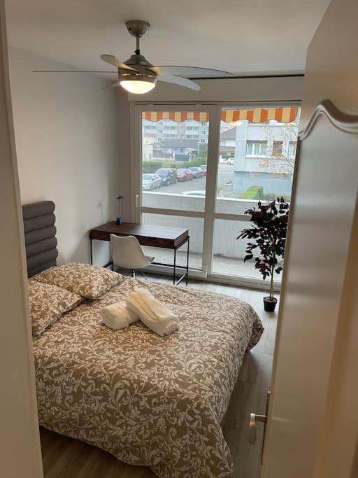 Appartement Entier Climatise - Parking Prive Saint-Martin-dʼHères Exteriér fotografie